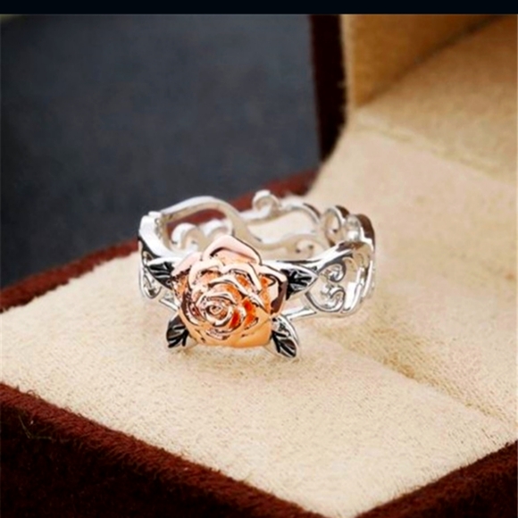 (10)Gorgeous silver plated  ring with golden rose on top many sizes available - Picture 2 of 5